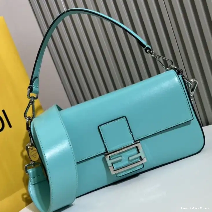 Affordable Leather Blue Bag Baguette Smooth Tiffany Medium In Fendi 0616